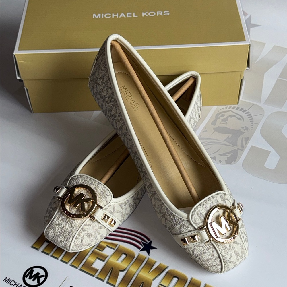Michael Kors Fulton Moc Vanilla Signature Flats with Gold Accents with Box